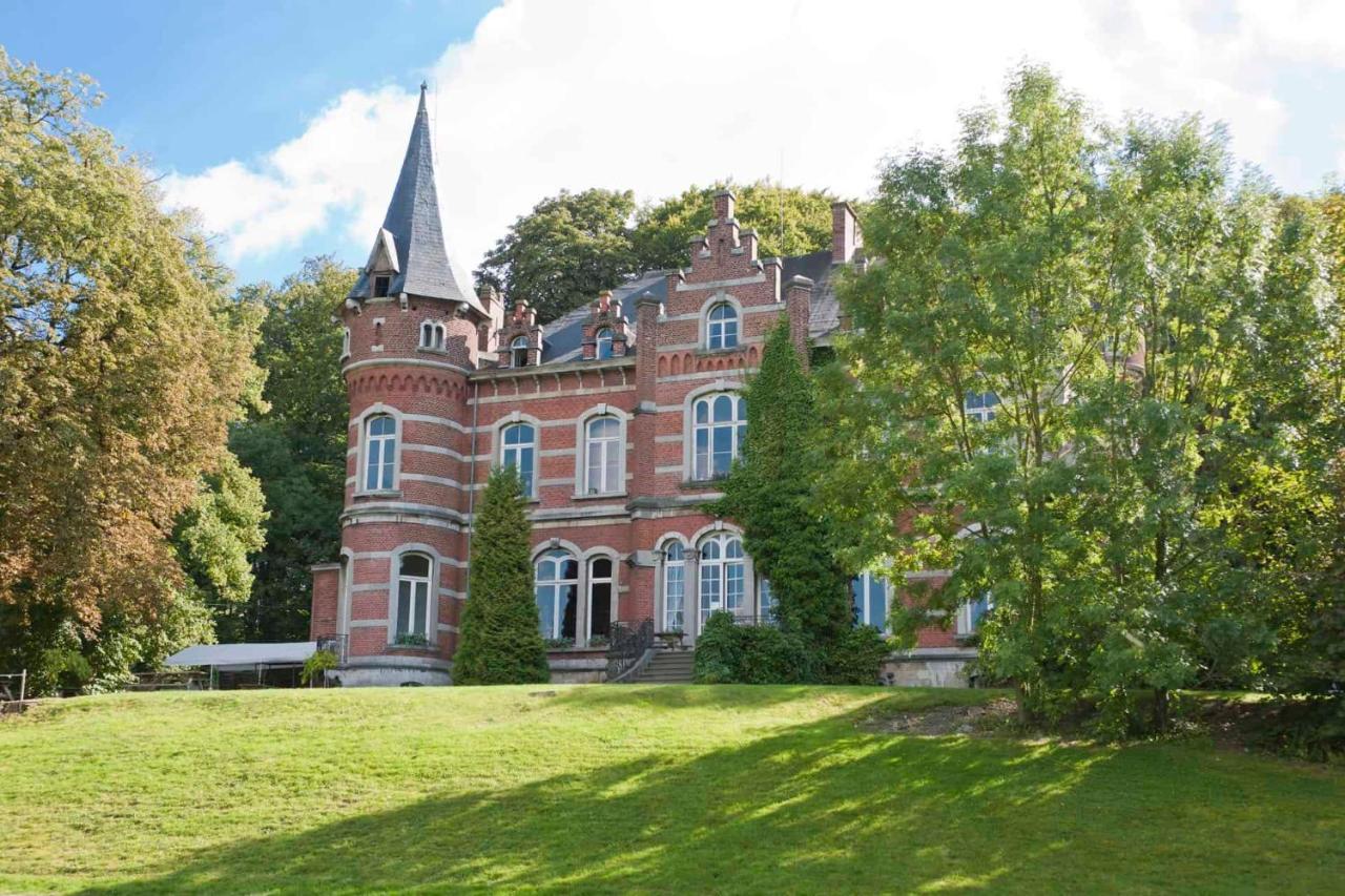 Domaine De Cherimont - Logement Insolite En Groupe Andenne Exterior photo
