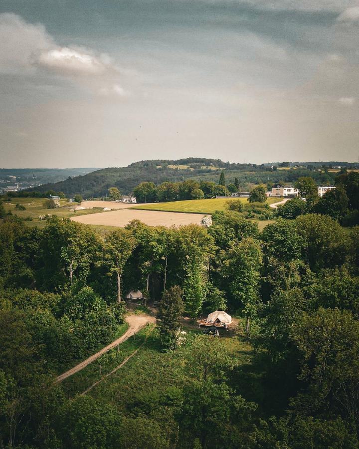 Domaine De Cherimont - Logement Insolite En Groupe Andenne Exterior photo